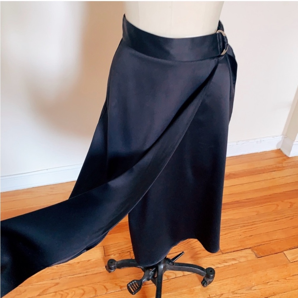 ISO- H&M Navy satin midi skirt- 6,8,10 size